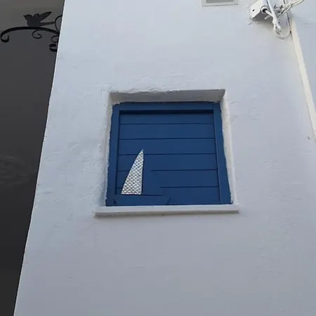 公寓 Bianco Di Syra 2 *