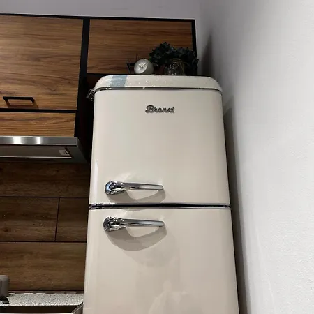 Bianco Di Syra 2 Ermoupoli